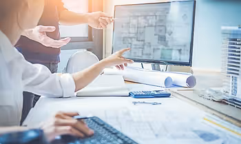 Section 179D 세액 공제는 2006년 이후에 도입되어, 2020년 말에는 영구적으로 정착되었으며, 이 IRA(Inflation Reduction Act)를 통해, 2032년까지의 유효한 법안이며, 건물의 HVAC (공기조화시스템(Heating Ventilation and Air Conditioning), 조명, 건물 외벽 과같은 곳에 에너지 효율적인 개선을 재정적으로 장려하는 것이 목표이다.